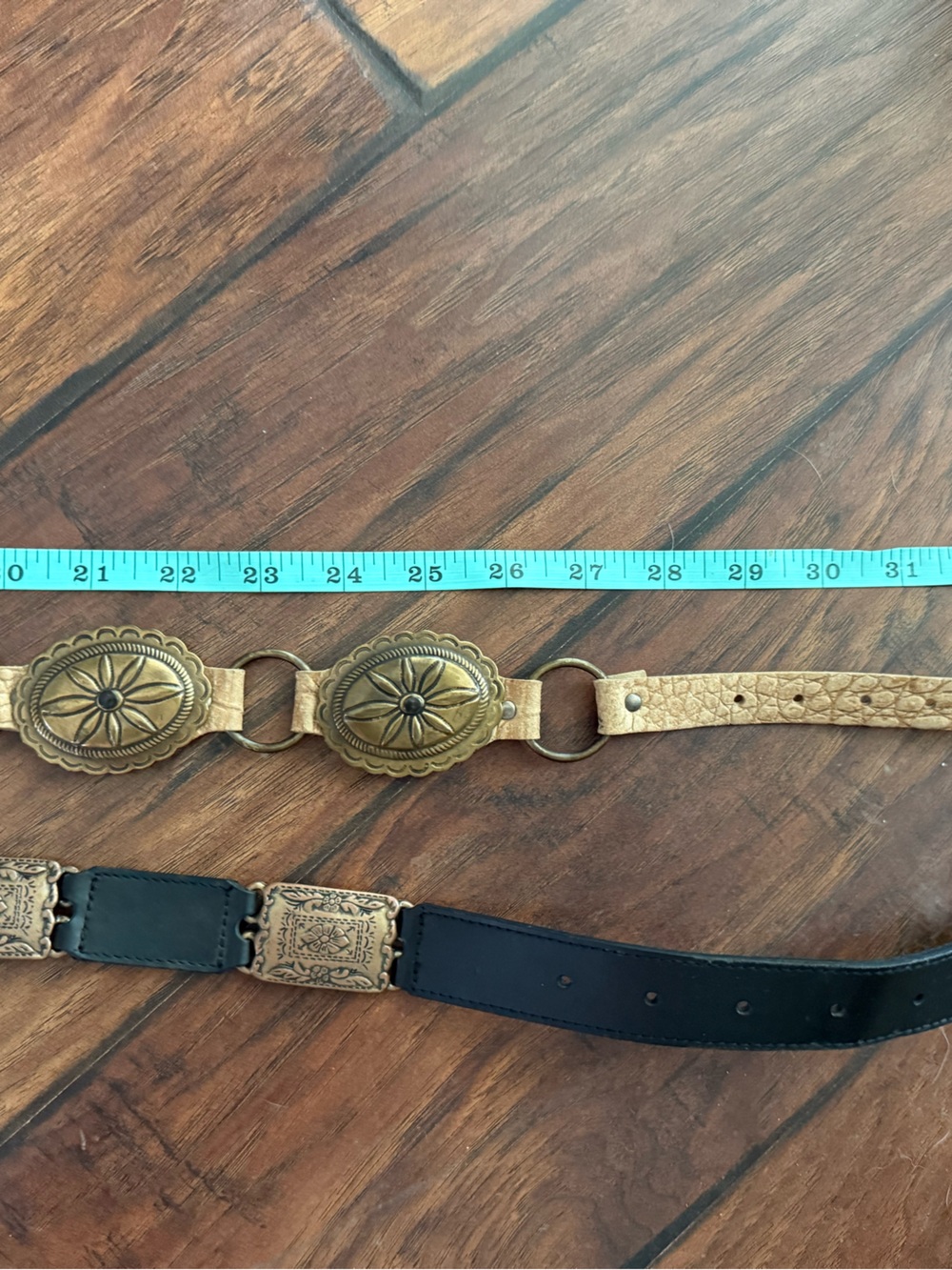 Western Concho Leather Belt Set - Black & Tan - Picture 2 of 5